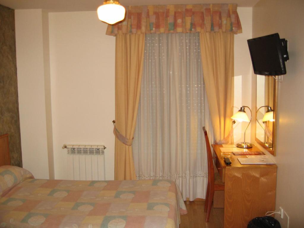 Hotel Camargo Igollo Cameră foto